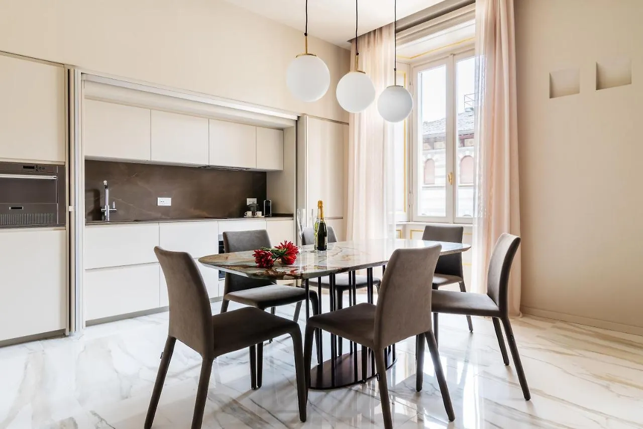 Appartement Palazzo Visconti - By Myhomeincomo Italië