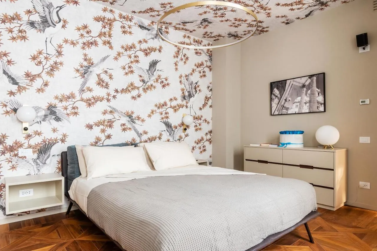 Palazzo Visconti - By Myhomeincomo Apartment
