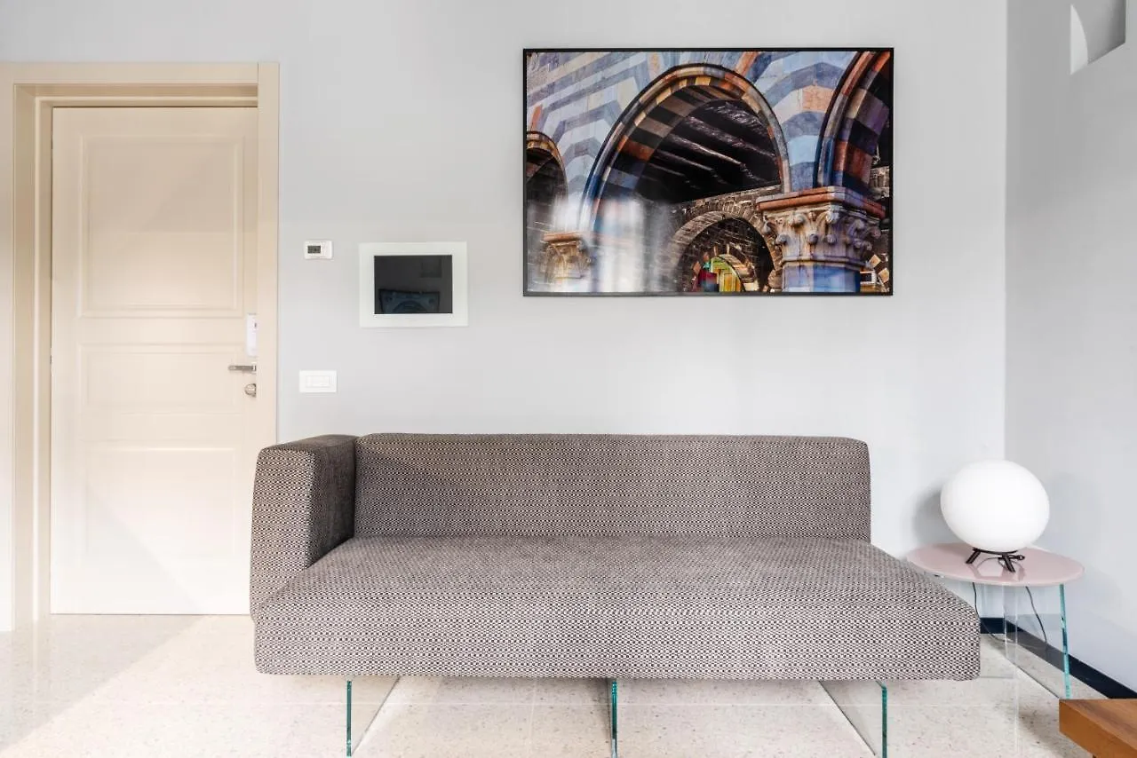 Apartment Palazzo Visconti - By Myhomeincomo